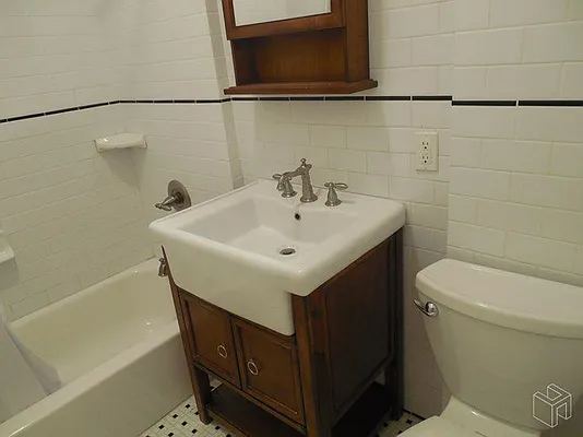 Rented by Halstead Real Estate | media 21