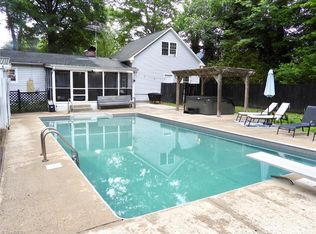180 Sharmill Dr, Reidsville, NC 27320