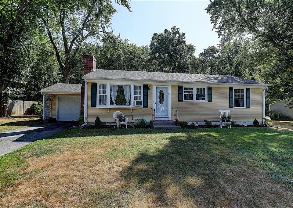 1st image of 57 Crestwood Ct
