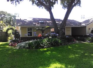 5864 28th St S, Saint Petersburg, FL 33712