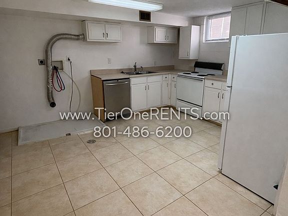 5th image of 804 E East 10600 S Unit B