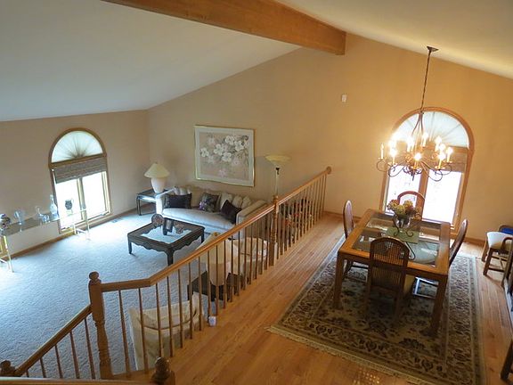 2nd image of 12102 Longmeadow Ln