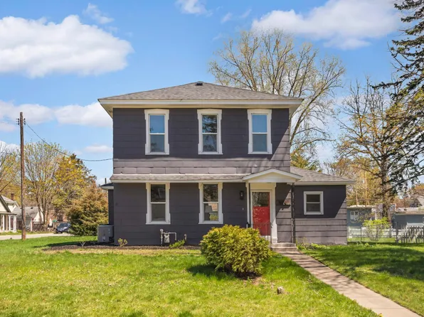 403 Owens St S, Stillwater, MN 55082