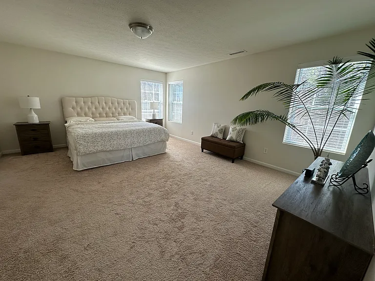 716 Yorkshire Dr — Photo 19