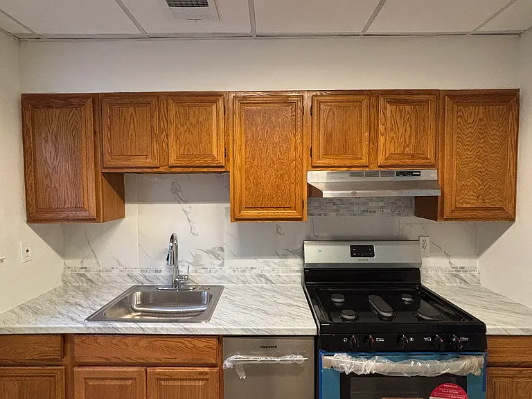 479 Centre St #2 — Photo 5