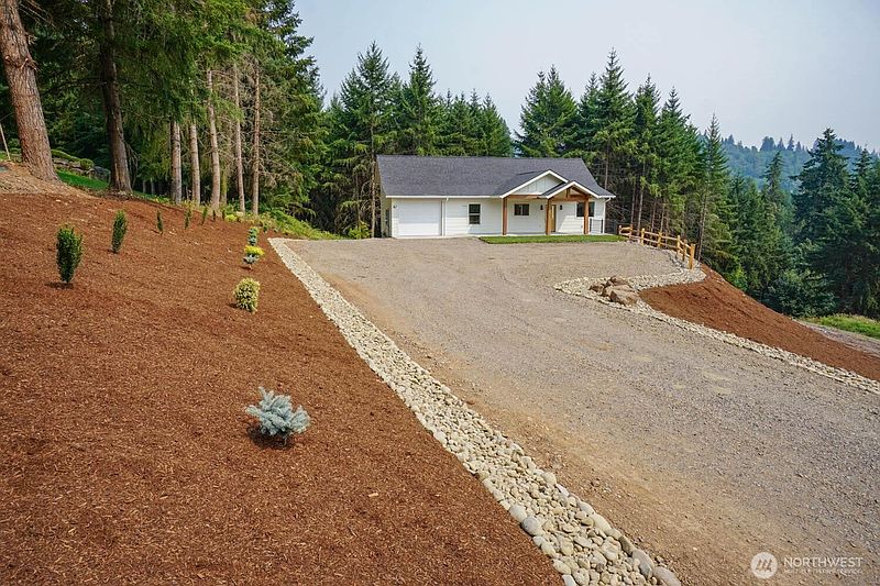 2nd image of 324 champion Road