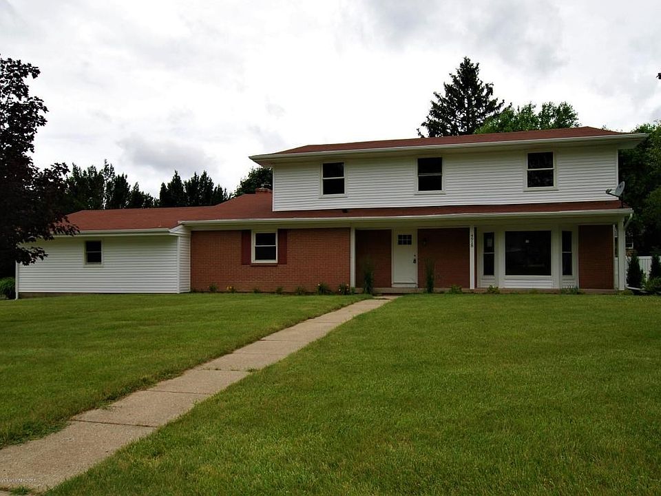 4918 Applewood