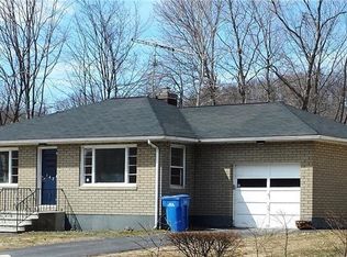 147 Pierpont Rd, Waterbury, CT 06705