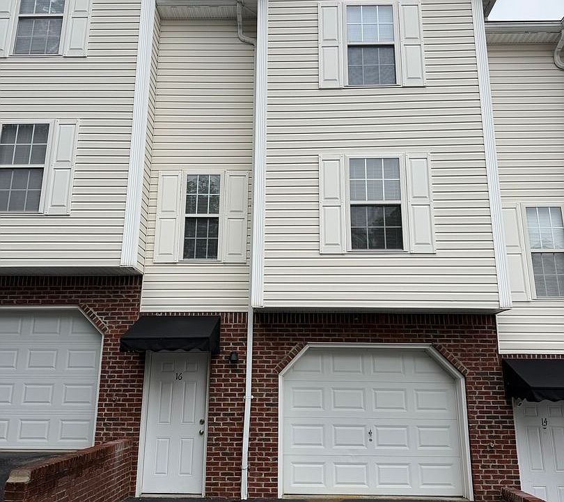 1st image of 9 Ivy Ct