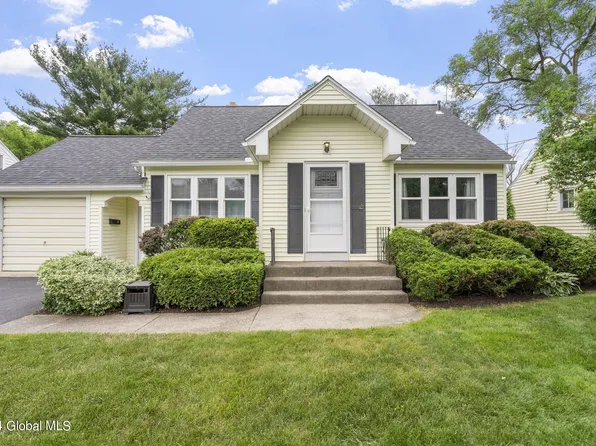 5 Vernon Boulevard, Glenville, NY 12302