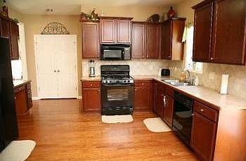 4th image of 2070 Cooper Lakes Dr