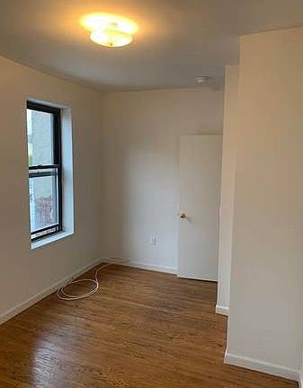 4th image of 2310 2nd Ave APT 4D