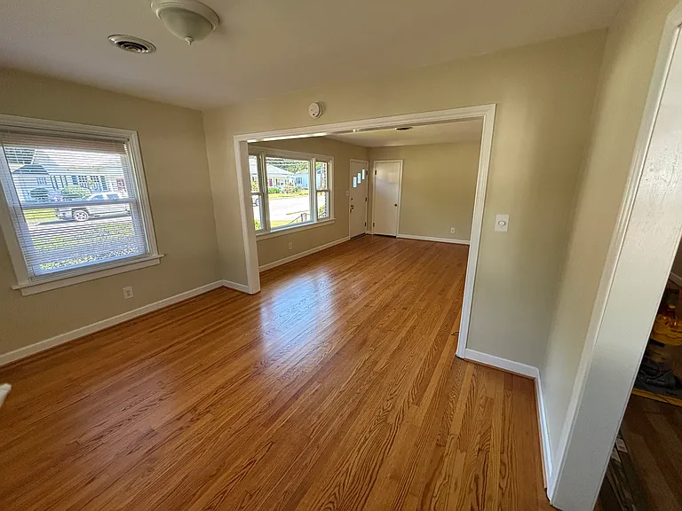 223 Thompson St — Photo 9
