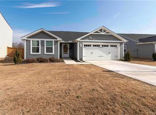 377 Cartecay Dr, Calhoun, GA 30701