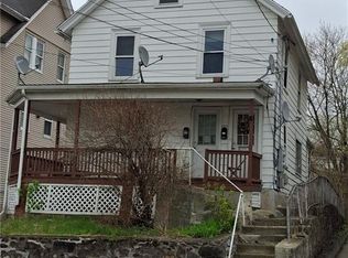 222 Grove St, Woonsocket, RI 02895