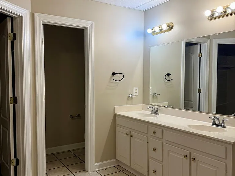 281 Foxworth Dr — Photo 20