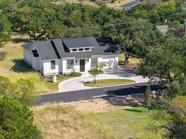 1307 Whitetail Rd, Horseshoe Bay, TX 78657