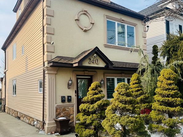 240 Hathaway St Floor 1