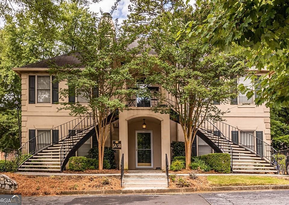 1st image of 5 Plantation Dr NE #A