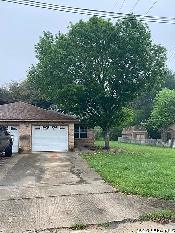 2 bed, 1.0 bath, 1792 sqft, $1,300 — Photo 3