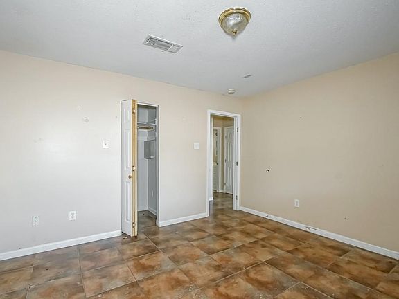 3rd image of 8600-02 Bill St