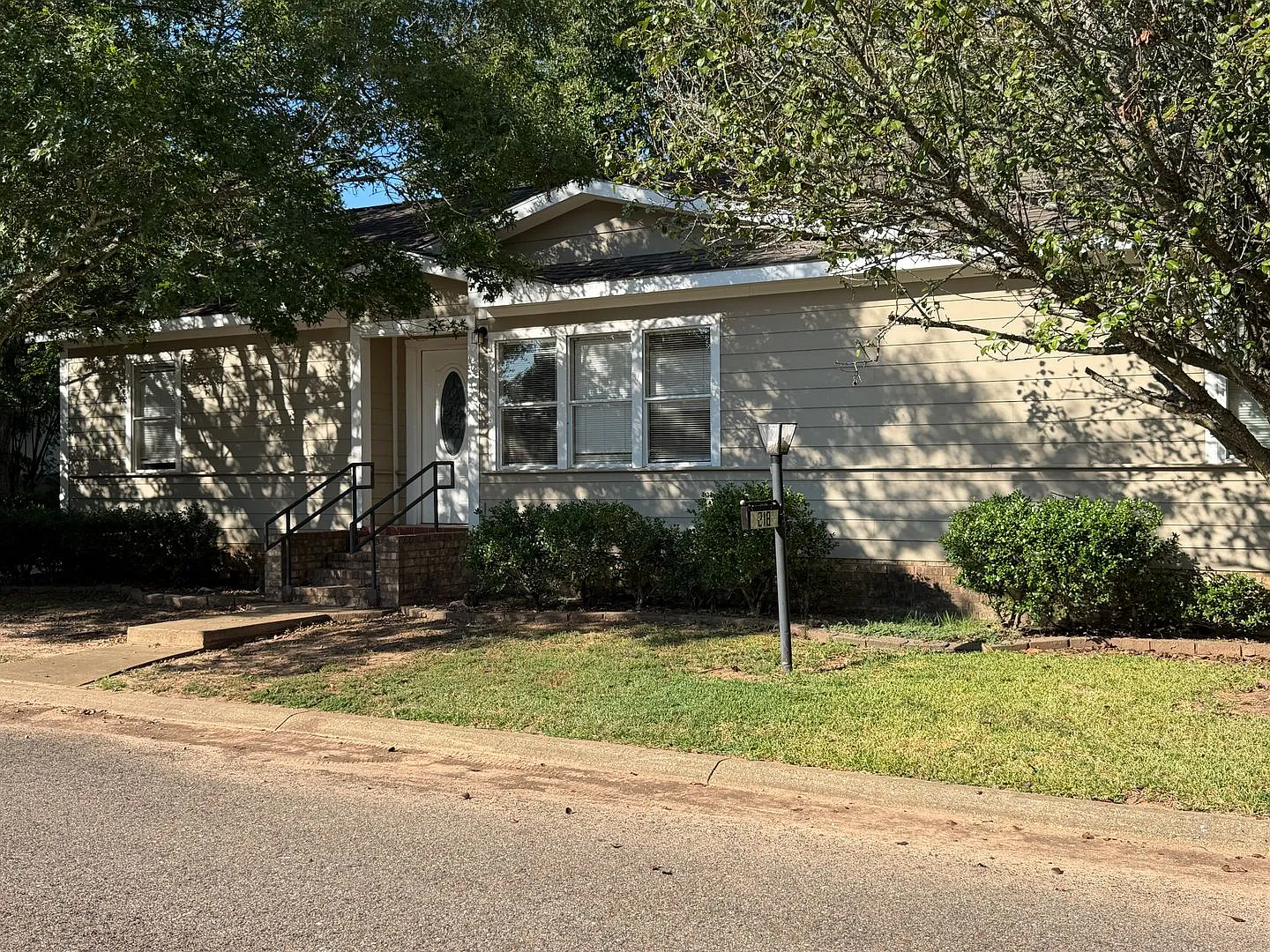 218 Wind Haven — Photo 1