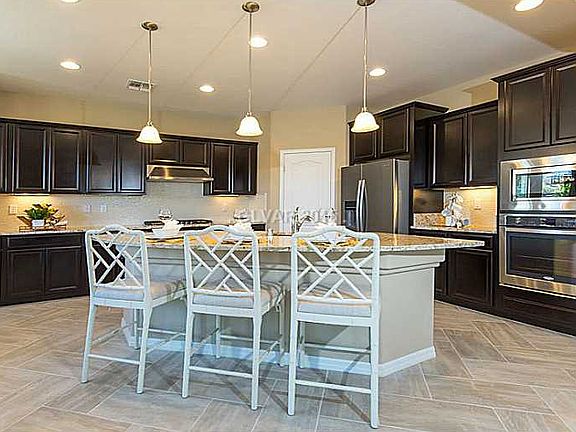 5th image of 9486 Belmont Bay Ave
