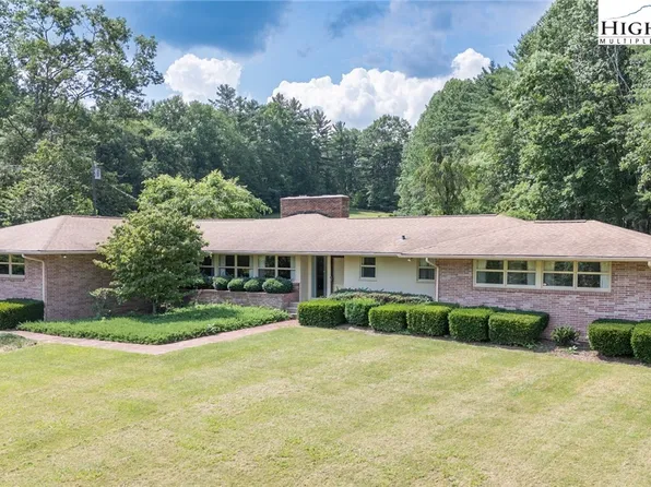 2992 Three Mile Highway, Newland, NC 28657