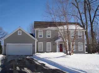 4 Centurian Cir, Webster, NY 14580
