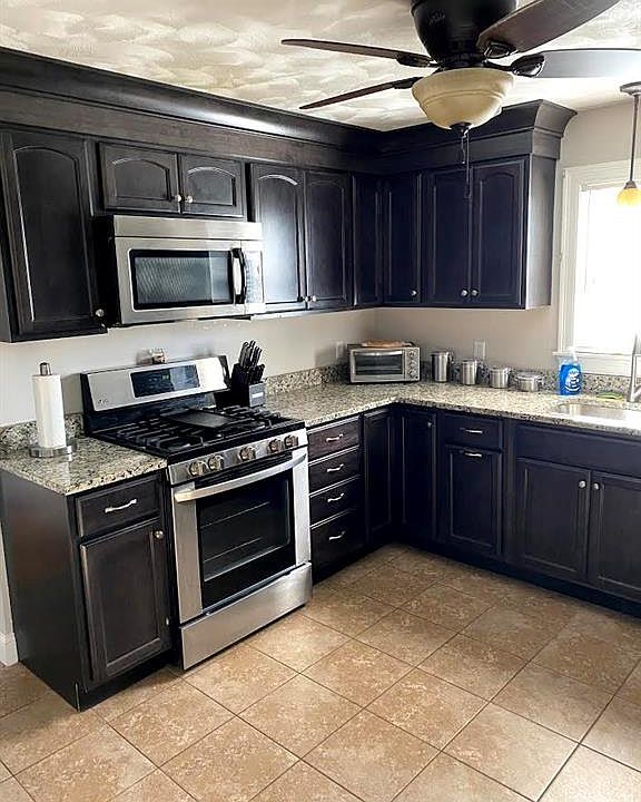 341 Tidewater Dr, Warwick, RI 02889 Zillow