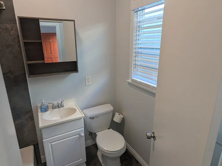 3509 E Broadway #9 — Photo 11