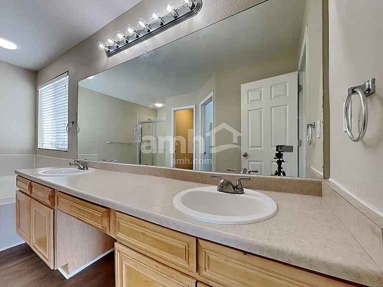 18942 E Vassar Dr — Photo 12