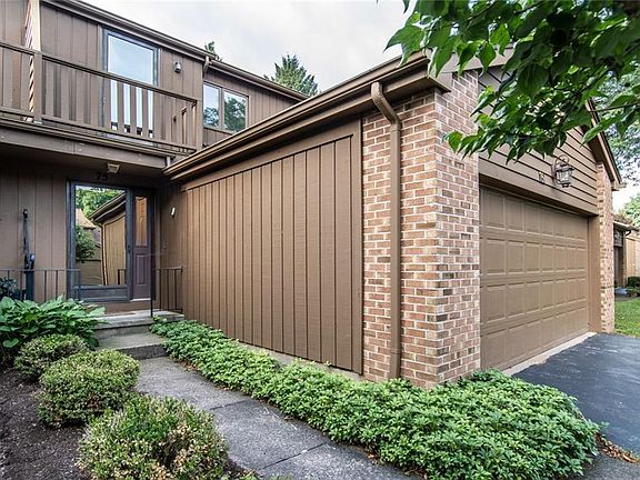 2nd image of 75 Great Wood Cir