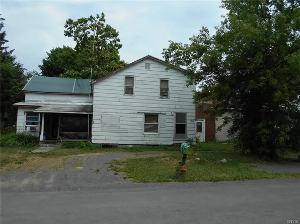 23050 Old State Rd, Dexter, NY 13634