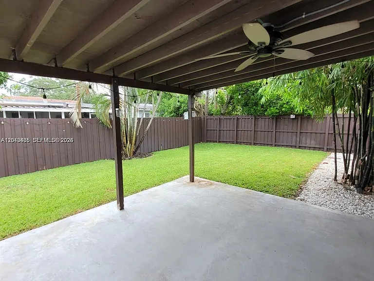 6730 Charleston St — Photo 29