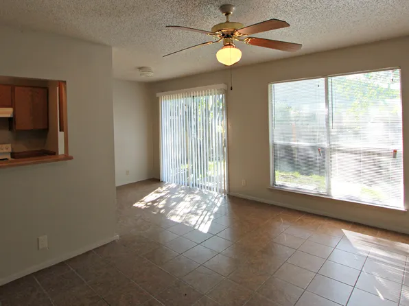 1112 Ridgemont St, Round Rock, TX 78664