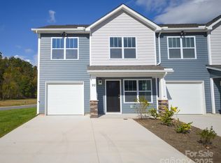 110 Clear Creek Ln, Waynesville, NC 28785