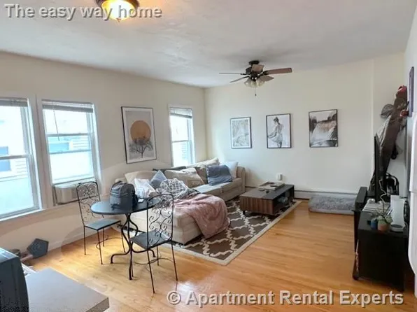 391 Columbia St, Cambridge, MA