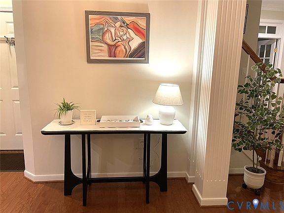 4th image of 4915 Parkcrest Ct