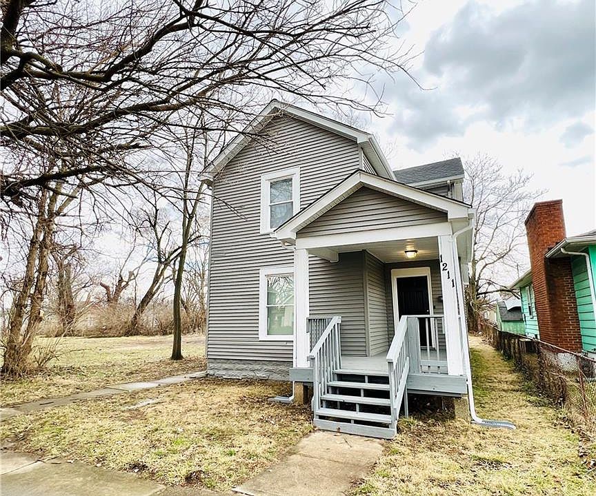 1st image of 1211 Young St