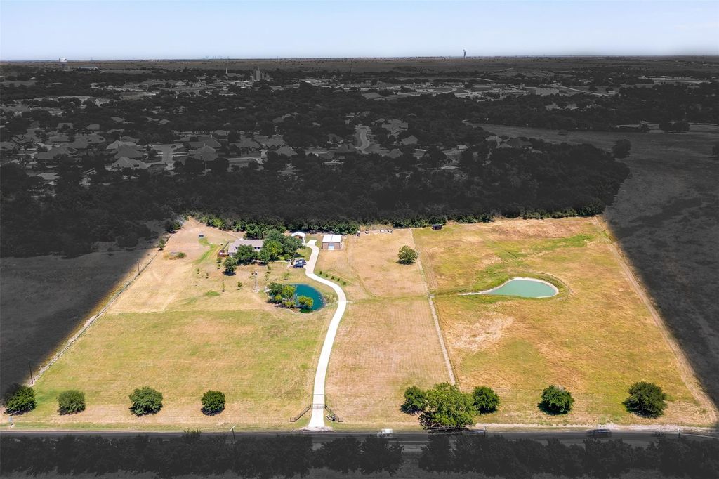 819 Old Annetta Rd, Aledo, TX - View 3
