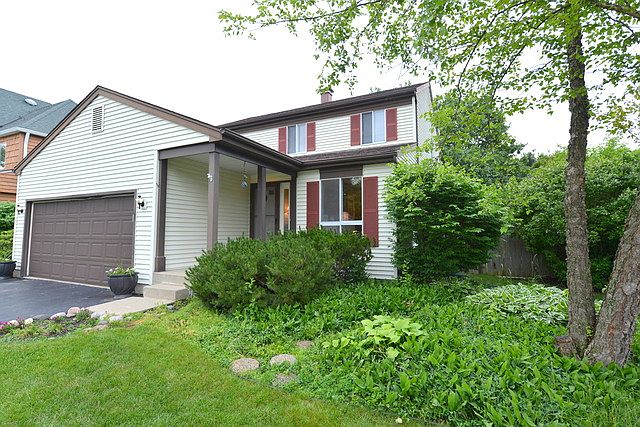 1st image of 582 Cortland Dr
