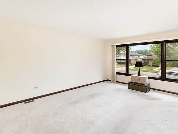 5th image of 18052 Soleri Dr
