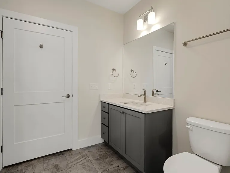 The Pointe at Overlook — Photo 70