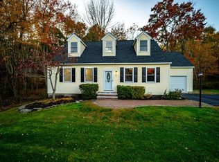 27 Beechwood Dr, Haverhill, MA 01832