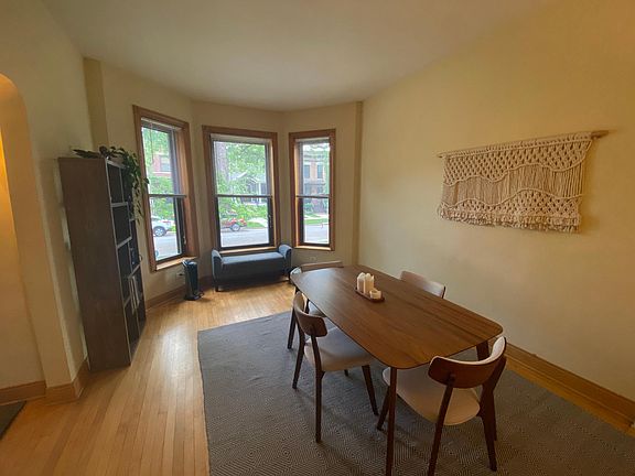 3rd image of 3920 N Hamilton Ave #1