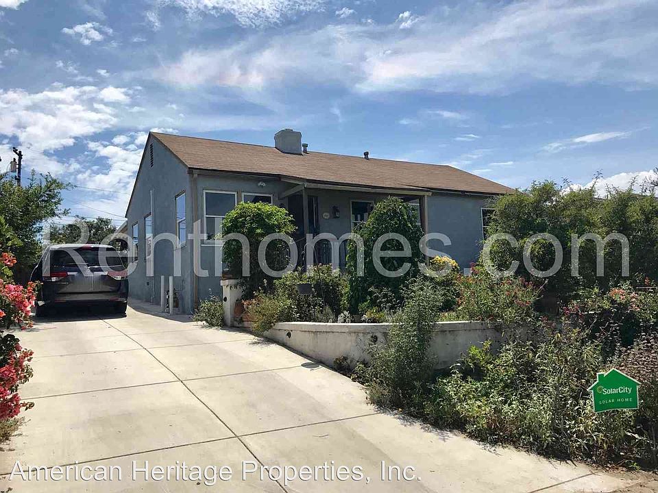 1st image of 1740 Dupont Dr