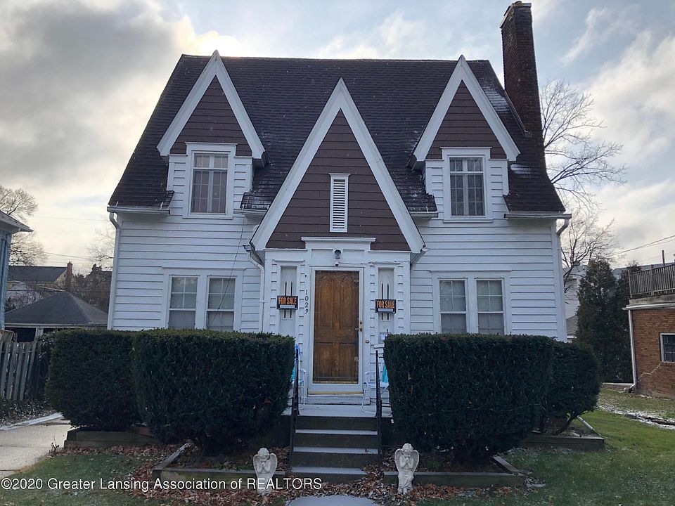 2nd image of 1029 W Grand River Ave
