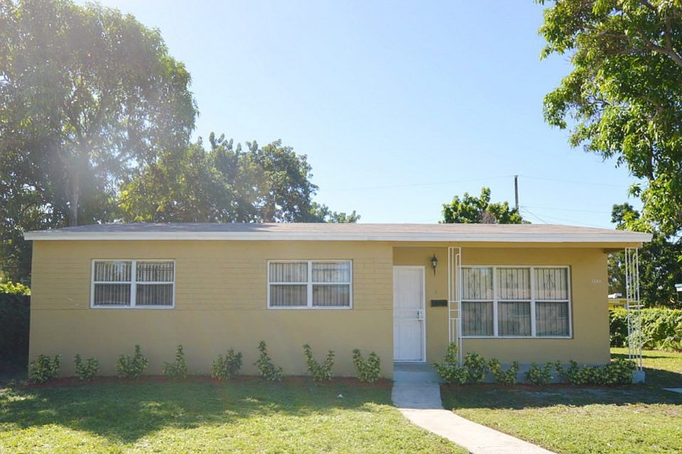 1st image of 3240 NW 170th St