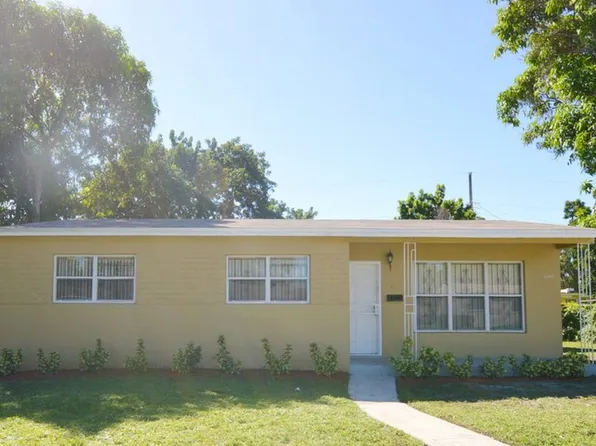 3240 NW 170th St, Miami Gardens, FL 33056